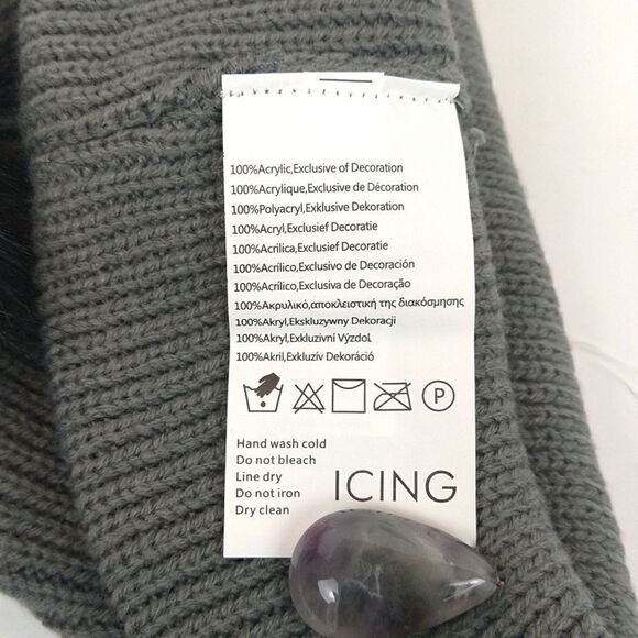 Women's gray knit beanie with black sequin letters and faux fur pom - Picture 4 of 5